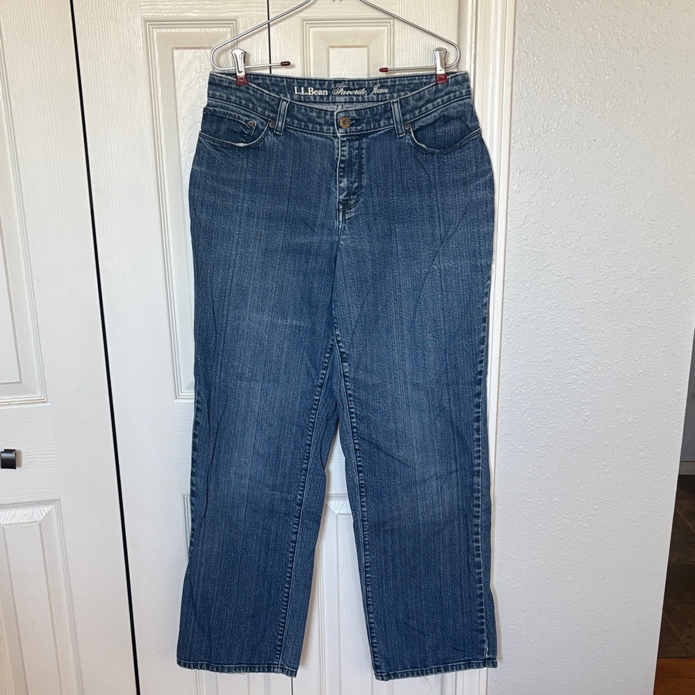 L.L. Bean Women's Classic Straight Leg Denim Jeans- Curvy Fit